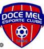 logomarca do time baiano Doce Mel, nas cores azul, vermelho e branco, com nome da equipe no centro